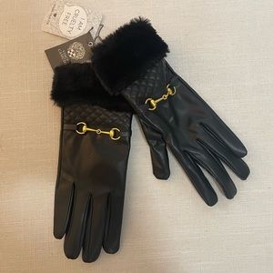 Faux leather gloves by Vince Camuto
